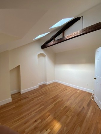 58 Temple Street, Unit 5 Boston, MA 02114 - Photo 5 of 11