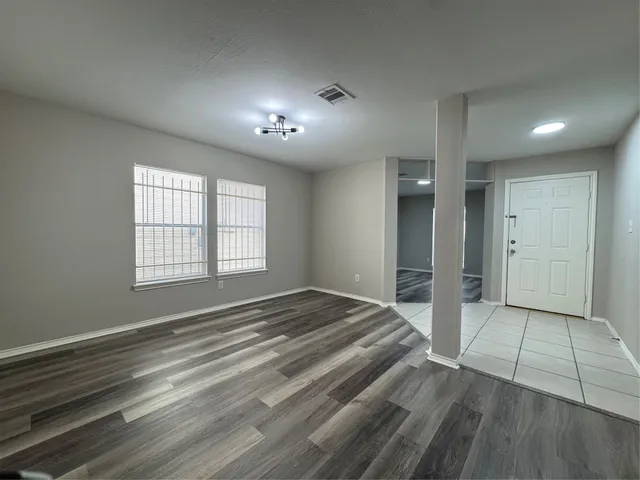 $2,400 | 6319 Sunlit Orchard Drive, Houston, TX 77072