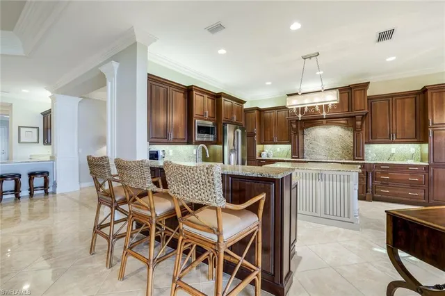 $1,250,000 | 2915 Cinnamon Bay Circle, Naples, FL 34119