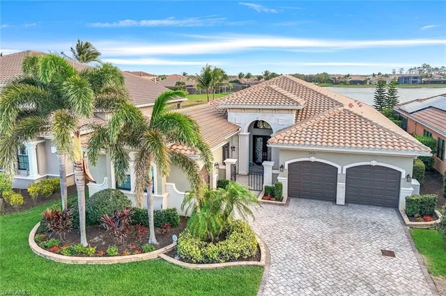 $1,250,000 | 2915 Cinnamon Bay Circle, Naples, FL 34119