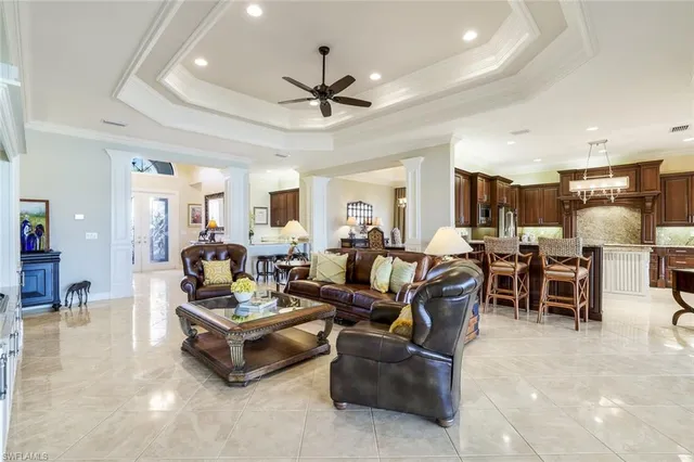 $1,250,000 | 2915 Cinnamon Bay Circle, Naples, FL 34119