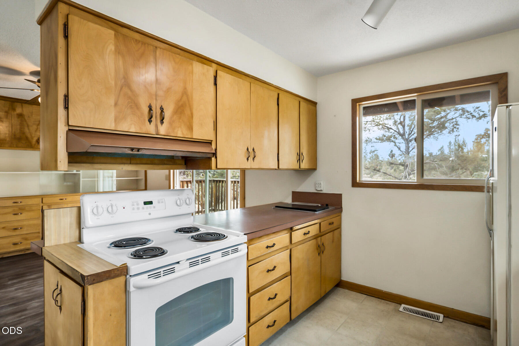 22305 Neff Road Bend, OR 97701 - Photo 21 of 55