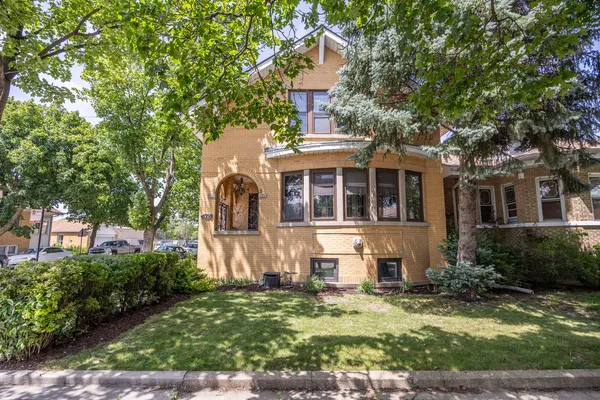 $699,000 | 5358 West Pensacola Avenue, Chicago, IL 60641