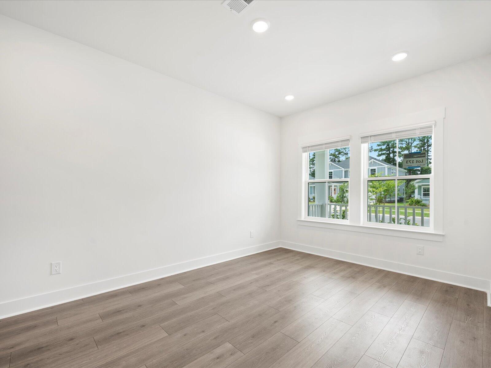 355 Calm Water Way Summerville, SC 29486 - Photo 9 of 53 09-DSC01319