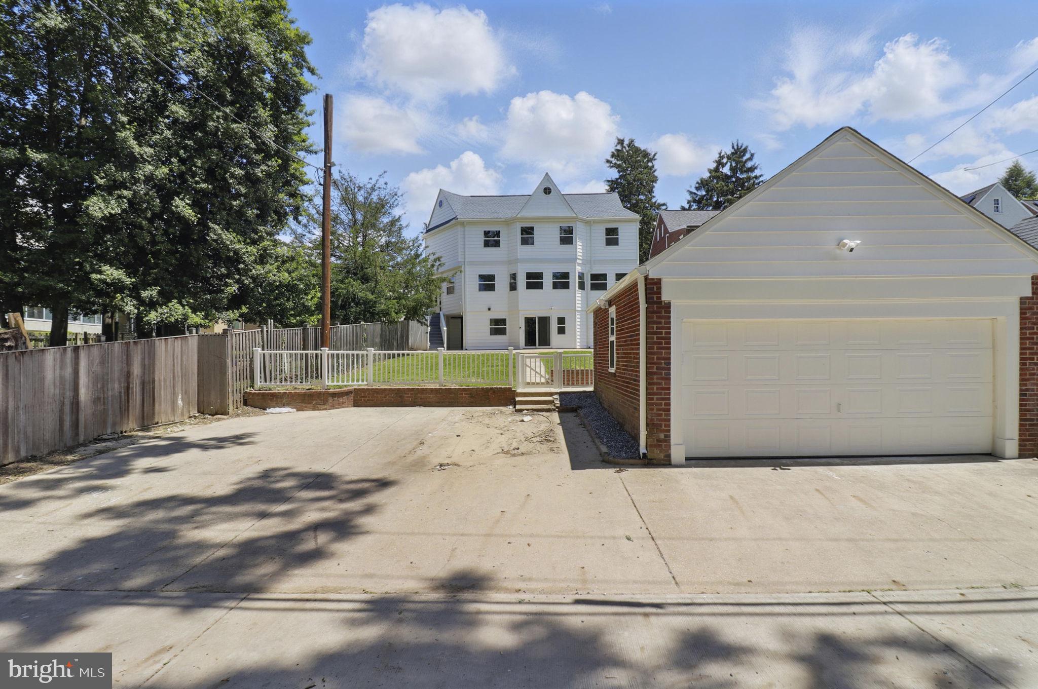 7746 16th Street Northwest Washington, DC 20012 - Photo 46 of 48