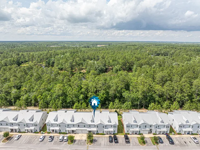 a view of outdoor space with city view