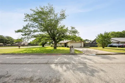 $230,000 | 1 Timberside Drive, Greenville, TX 75402