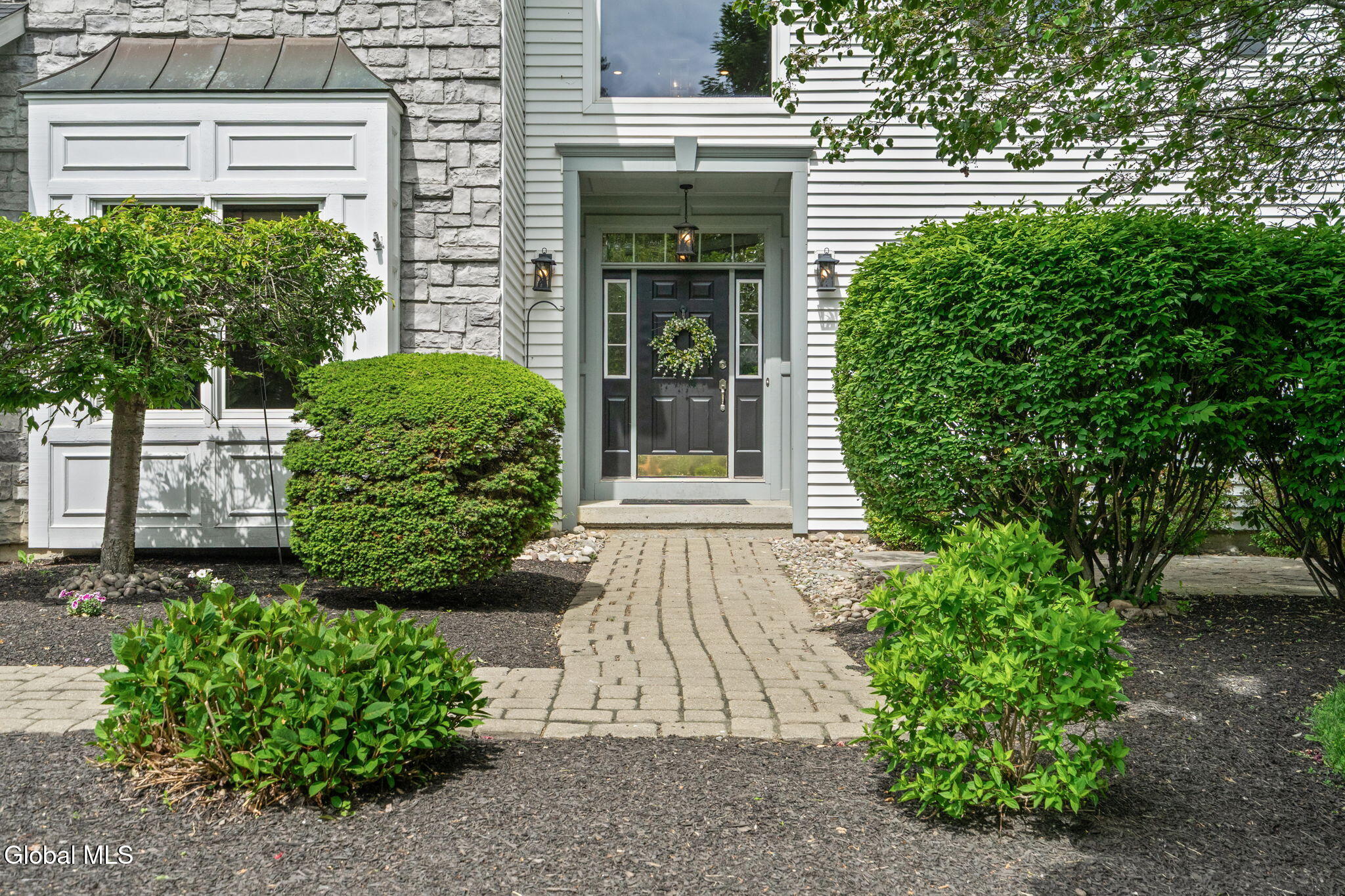 229 Menlo Park Road Niskayuna, NY 12309 - Photo 5 of 55 39-web-or-mls-229-menlo-park-rd