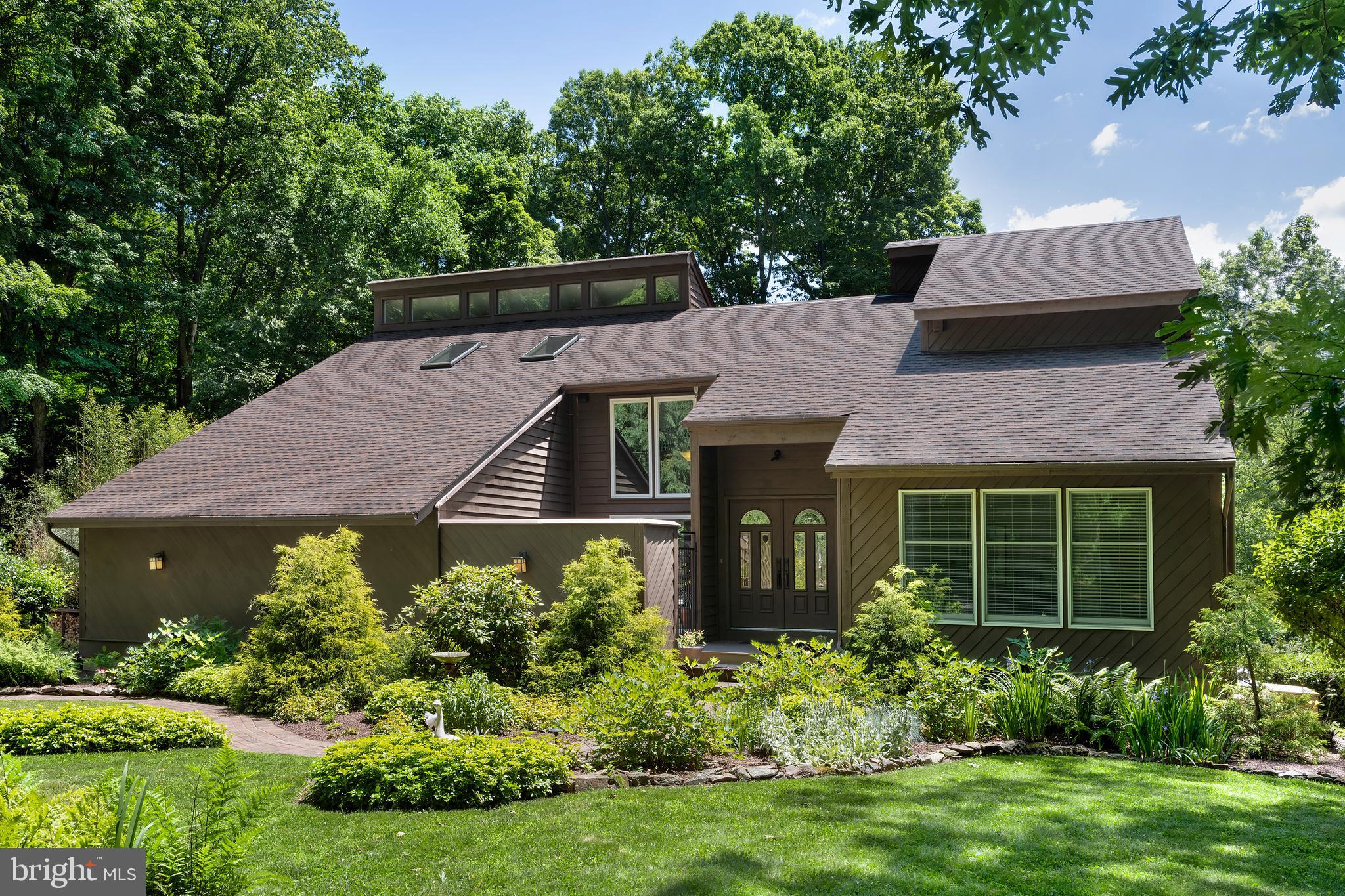 134 Reservoir Road Hopewell, NJ 08525 - Photo 2 of 37