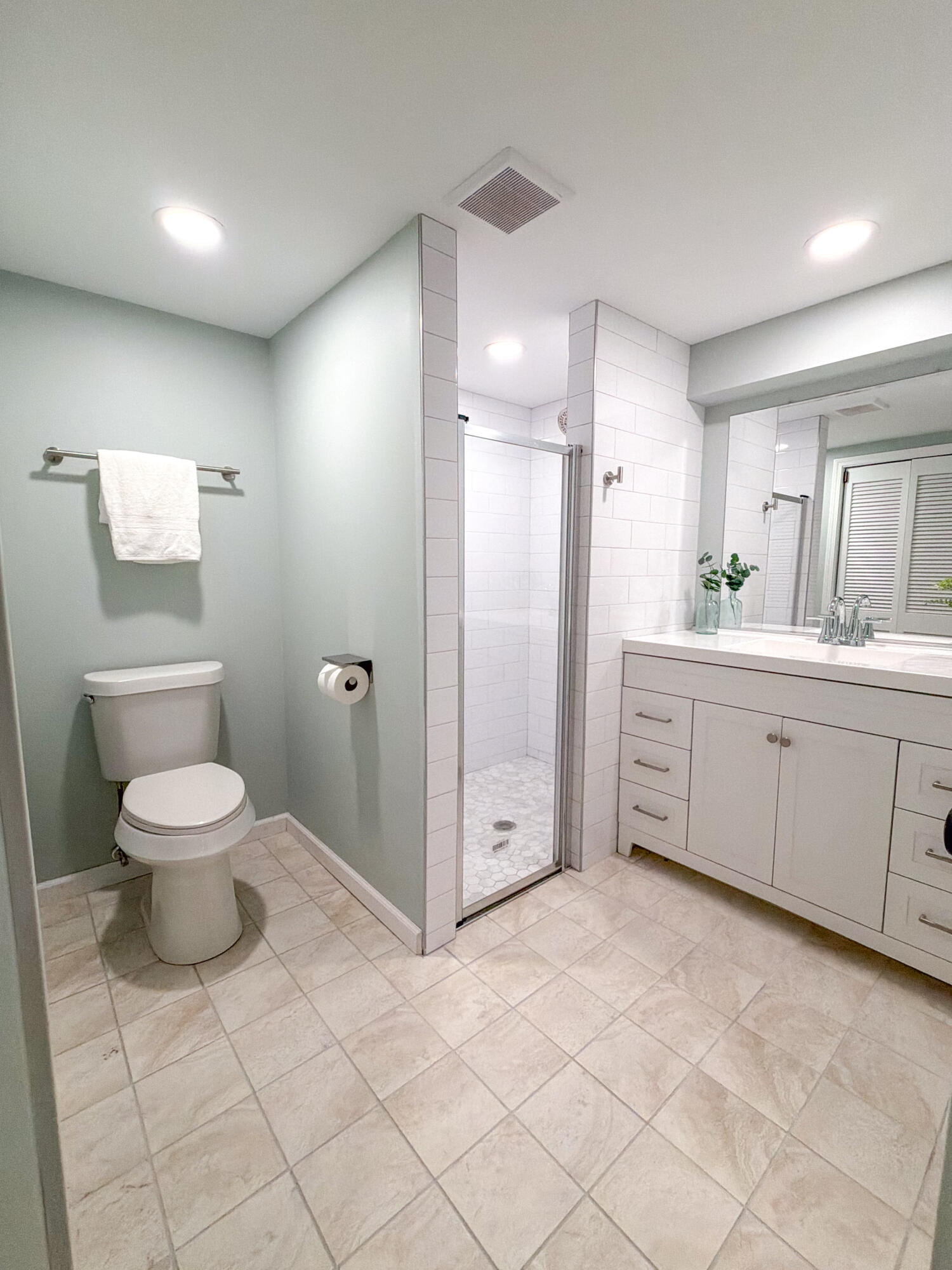 12449 California Road Sawyer, MI 49125 - Photo 31 of 52 Full Bathroom in Basement