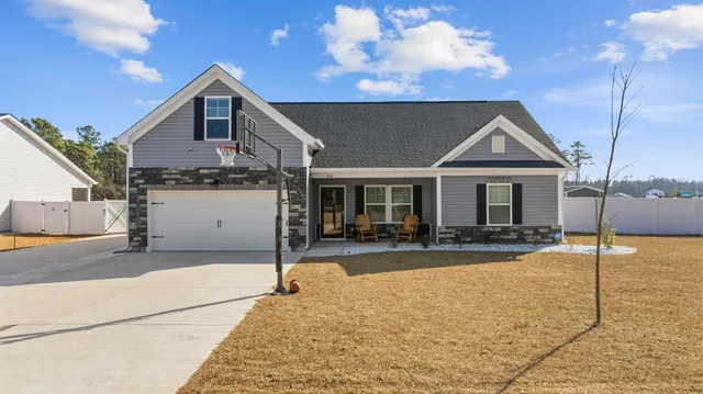 $420,000 | 1010 Log Cabin Road, Loris, SC 29569