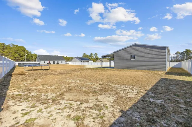 $420,000 | 1010 Log Cabin Road, Loris, SC 29569