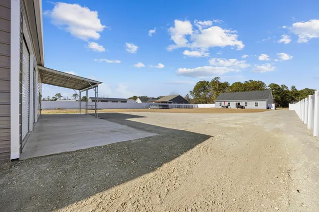 $420,000 | 1010 Log Cabin Road, Loris, SC 29569