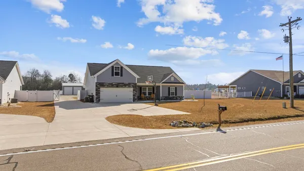 $399,900 | 1010 Log Cabin Road, Loris, SC 29569