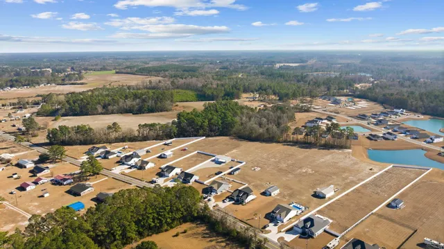 $420,000 | 1010 Log Cabin Road, Loris, SC 29569