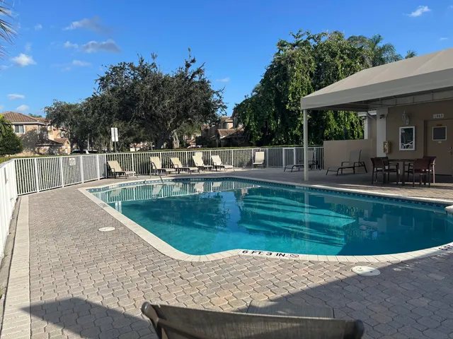 $475,000 | 15864 Southwest 10th Street, Pembroke Pines, FL 33027