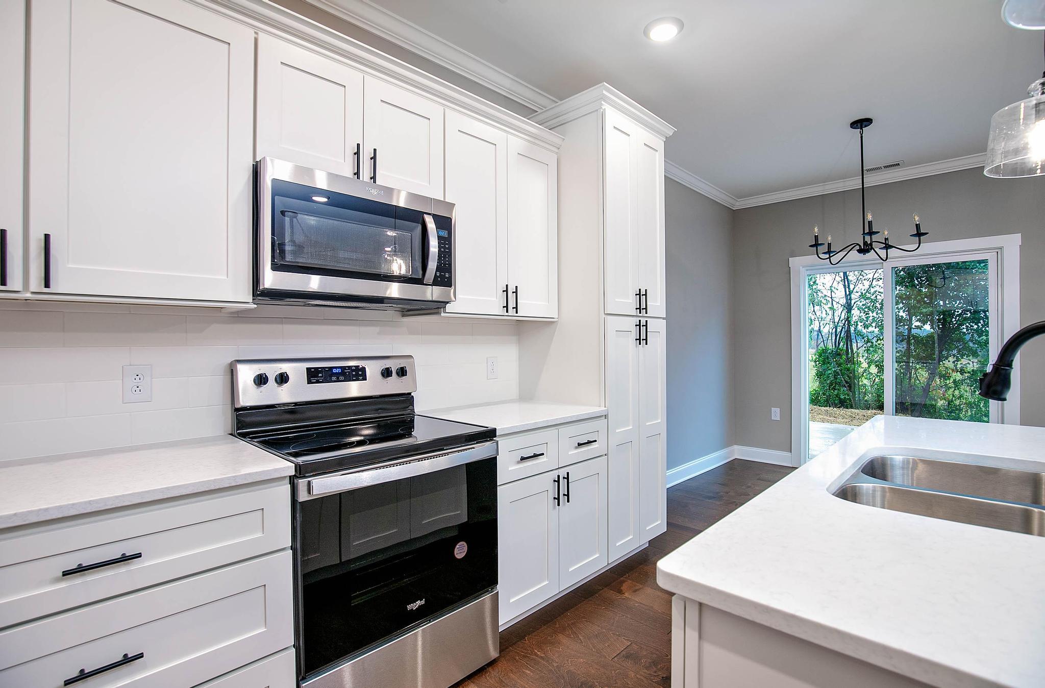 339 Piper Glen Gray, TN 37615 - Photo 13 of 29 Glen Piper-13