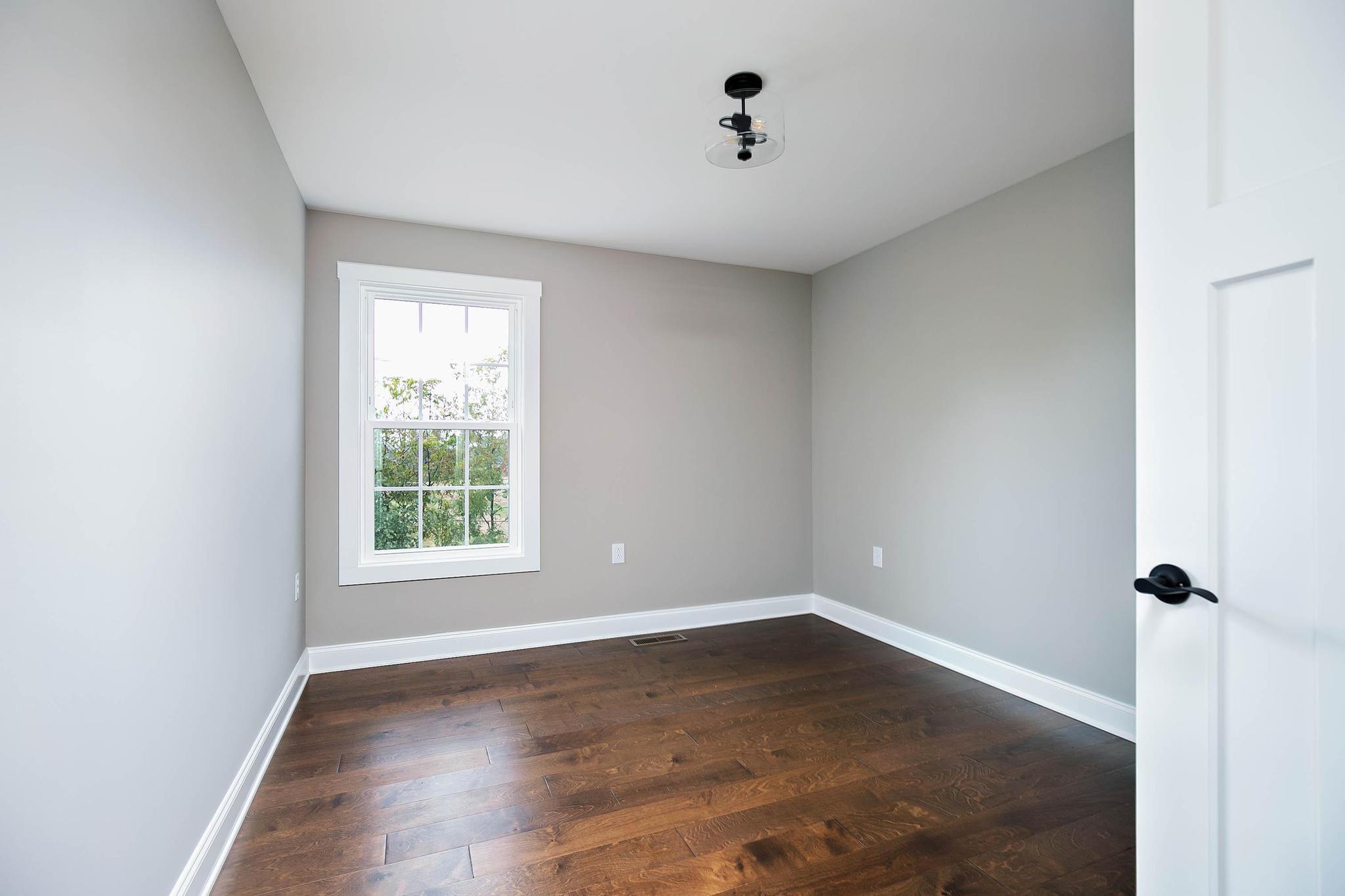 339 Piper Glen Gray, TN 37615 - Photo 17 of 29 Glen Piper-17