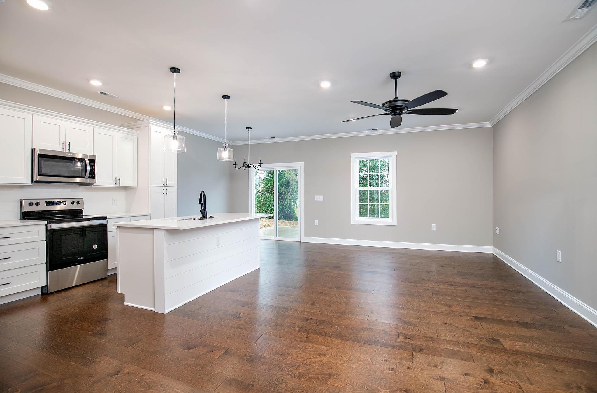 339 Piper Glen Gray, TN 37615 - Photo 8 of 29 Glen Piper-8