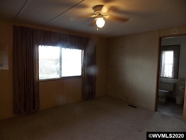 5422 Portland Road Northeast, Unit 136 Salem, OR 97305 - Photo 13 of 16