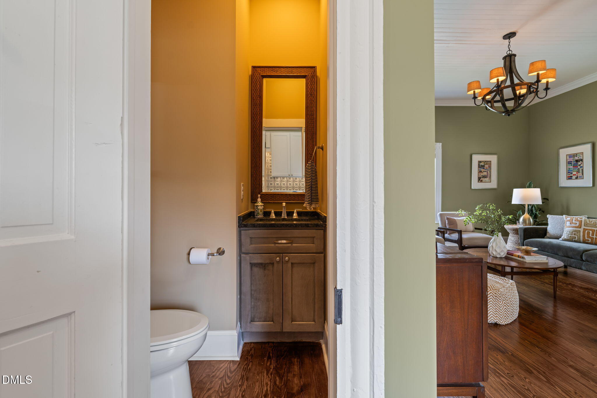 1007 North Roxboro Street Durham, NC 27701 - Photo 21 of 41 20 powder room