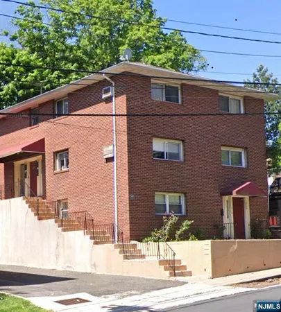 $2,500 | 309 Essex Street, Unit 1, Hackensack, NJ 07601
