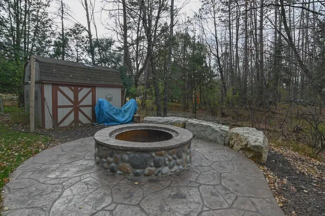 $390,000 | 1812 Smokey Lane, Suamico, WI 54173