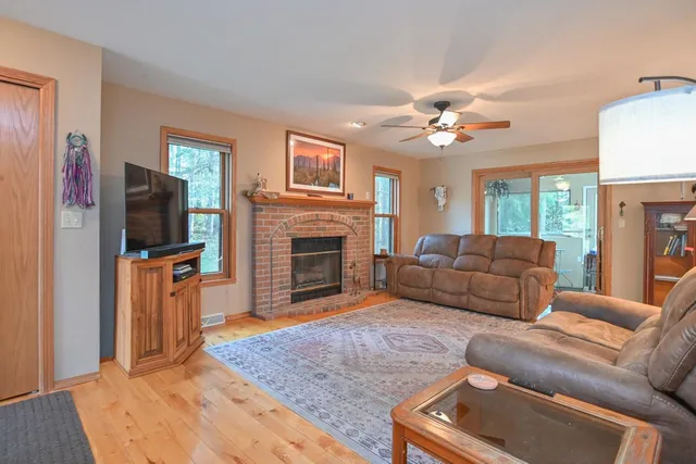 $390,000 | 1812 Smokey Lane, Suamico, WI 54173