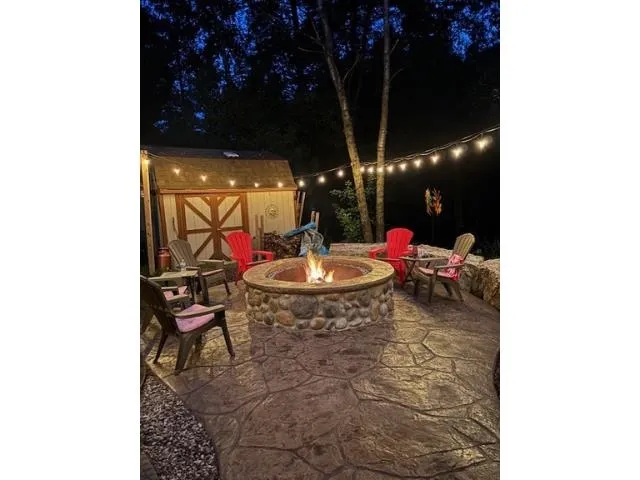 $390,000 | 1812 Smokey Lane, Suamico, WI 54173