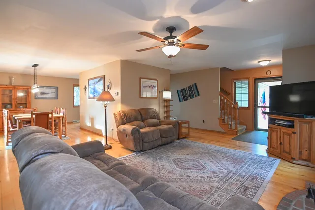 $390,000 | 1812 Smokey Lane, Suamico, WI 54173