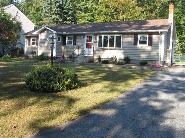 10 Hall Road Webster, MA 01570 - Photo 1 of 27 Gallery Image 1