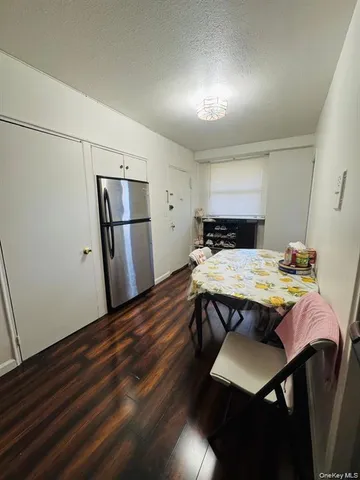 $290,000 | 98-20 62nd Drive, Unit 8G | Rego Park