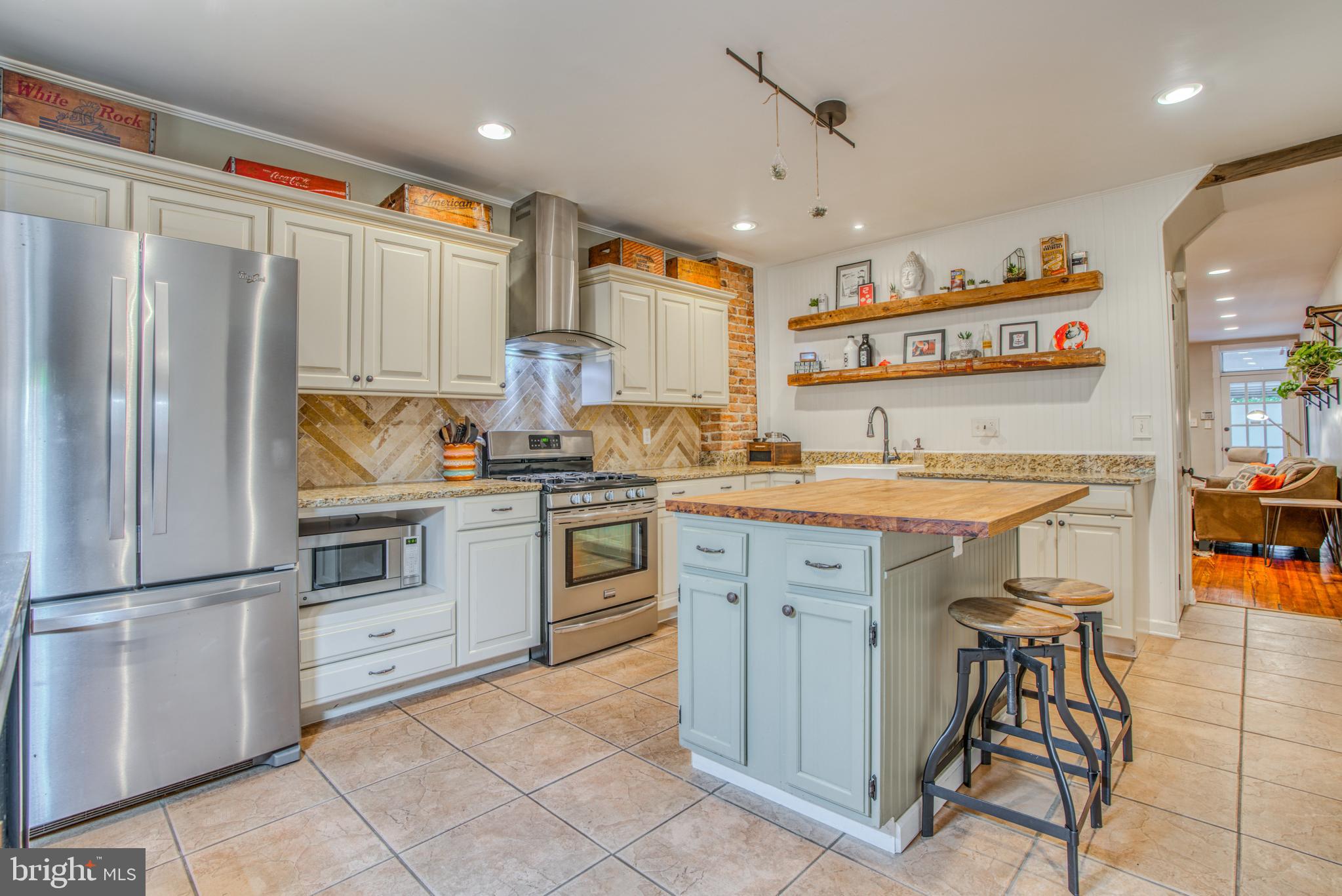 3161 Keswick Road Baltimore, MD 21211 - Photo 8 of 40 Gallery Image 8