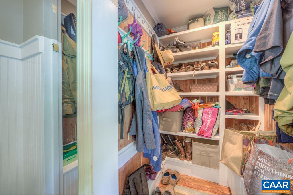 2959 Martin Kings Road Charlottesville, VA 22902 - Photo 18 of 44 a view of store