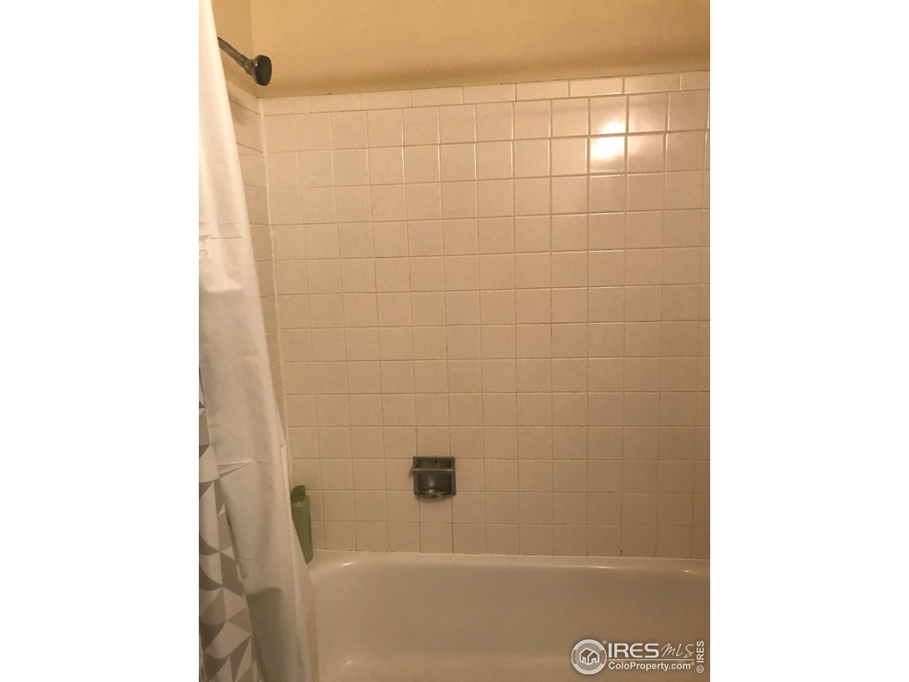 1705 Heatheridge Road, Unit H301 Fort Collins, CO 80526 - Photo 25 of 32 a bathroom with a shower
