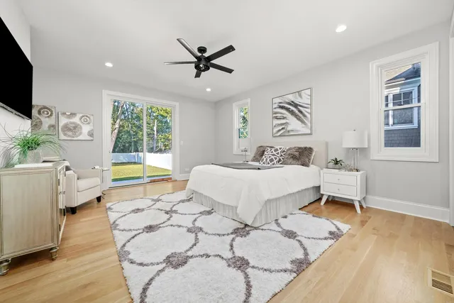 $1,997,000 | 1418 West Maude Avenue, Arlington Heights, IL 60004