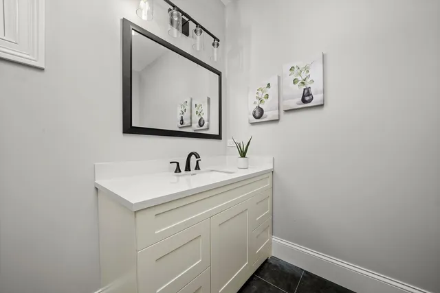 $1,997,000 | 1418 West Maude Avenue, Arlington Heights, IL 60004