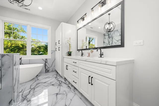 $1,997,000 | 1418 West Maude Avenue, Arlington Heights, IL 60004