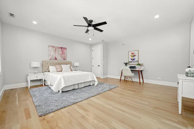 $1,997,000 | 1418 West Maude Avenue, Arlington Heights, IL 60004