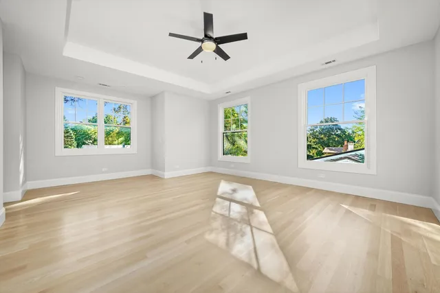 $1,997,000 | 1418 West Maude Avenue, Arlington Heights, IL 60004