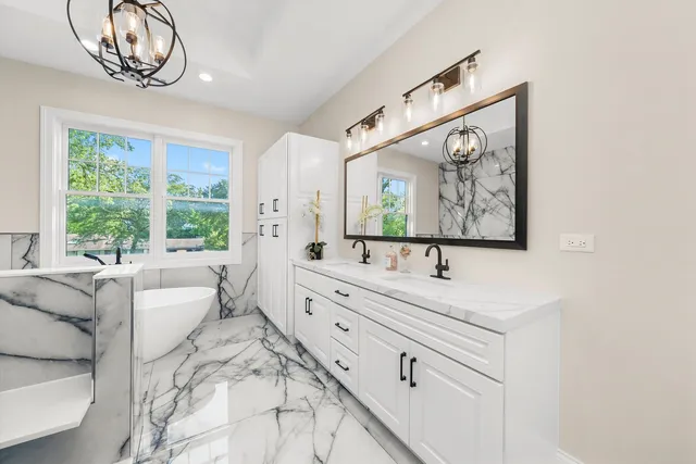 $1,997,000 | 1418 West Maude Avenue, Arlington Heights, IL 60004