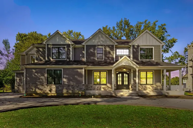$1,997,000 | 1418 West Maude Avenue, Arlington Heights, IL 60004