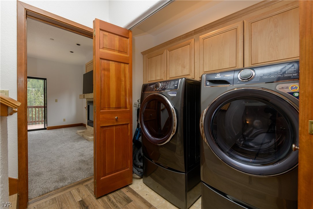 400 Fairview Boulevard, Unit 162 Incline Village, NV 89451 - Photo 26 of 50 a utility room with dryer and washer
