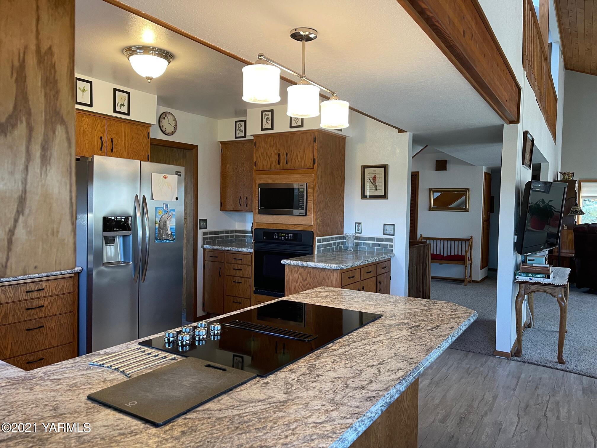 2000 North Granger Road Zillah, WA 98953 - Photo 6 of 23 IMG_0308