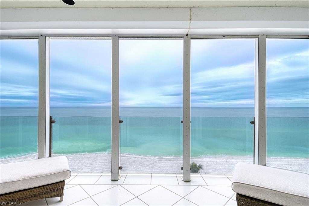 10 Seagate Drive, Unit 6N Naples, FL 34103 - Photo 4 of 35