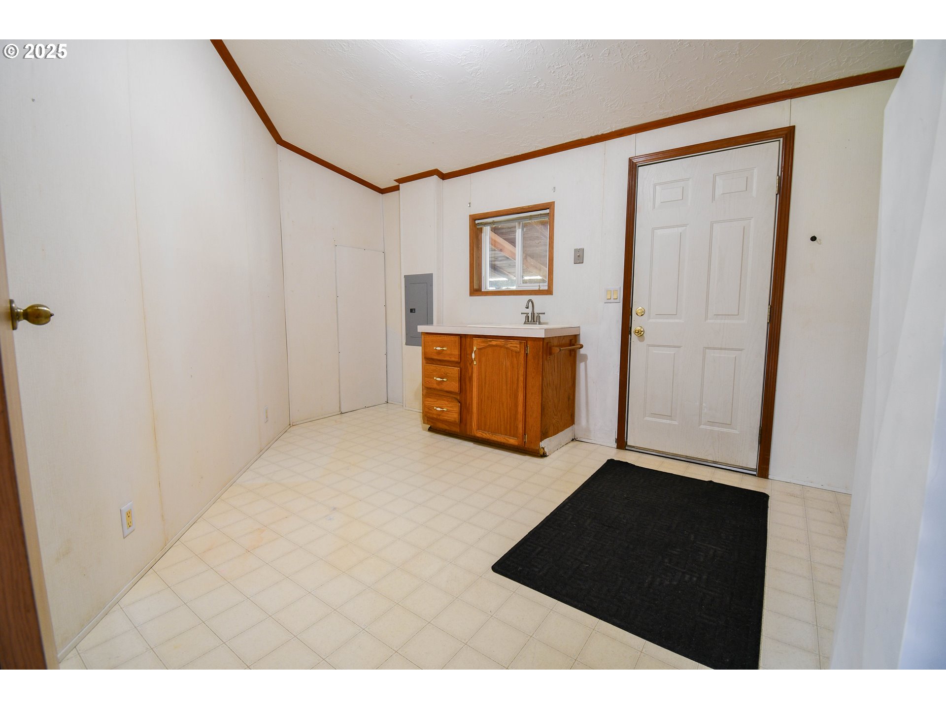 928 Quines Creek Road Azalea, OR 97410 - Photo 15 of 48 Gallery Image 15