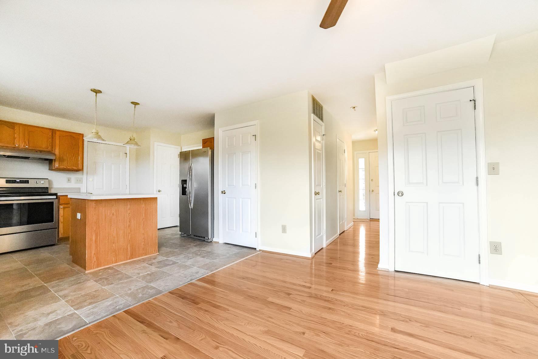 11211 Rawhide Road Lusby, MD 20657 - Photo 22 of 40 Eat-in kitchen