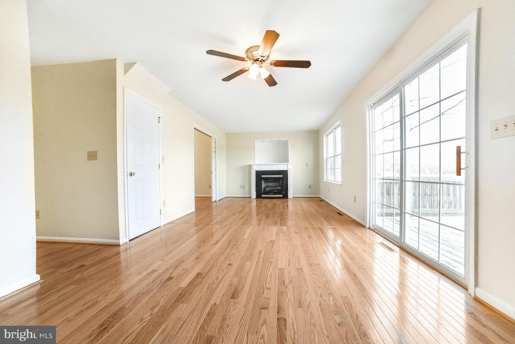 11211 Rawhide Road Lusby, MD 20657 - Photo 6 of 40 Eat-in kitchen with sliders out to deck