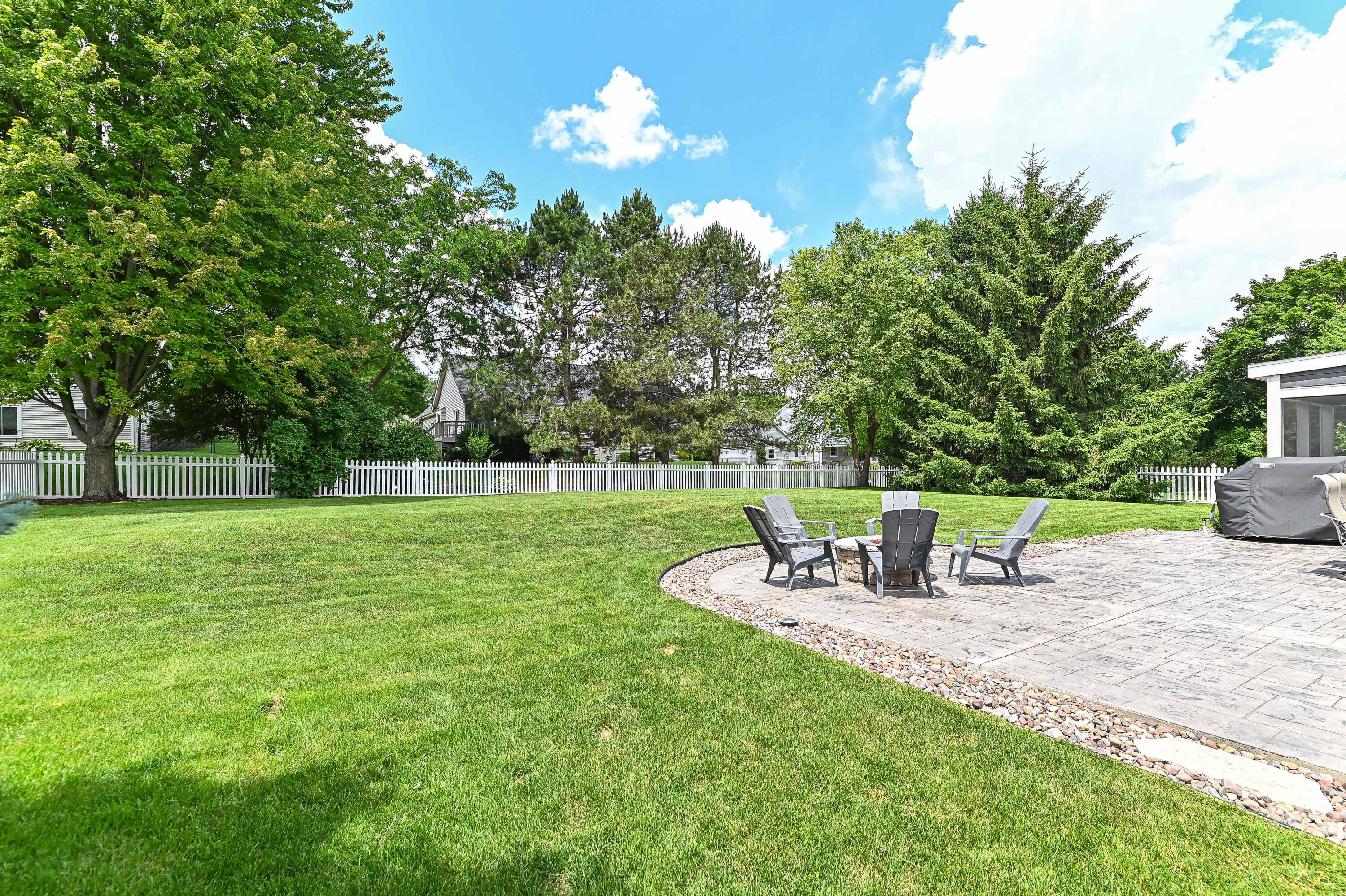 369 Indian Bend Road Burlington, WI 53105 - Photo 9 of 55 Ext-12