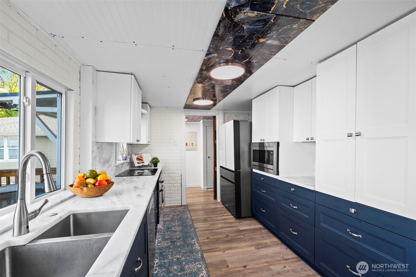 303 Puyallup Street Steilacoom, WA 98388 - Photo 8 of 39